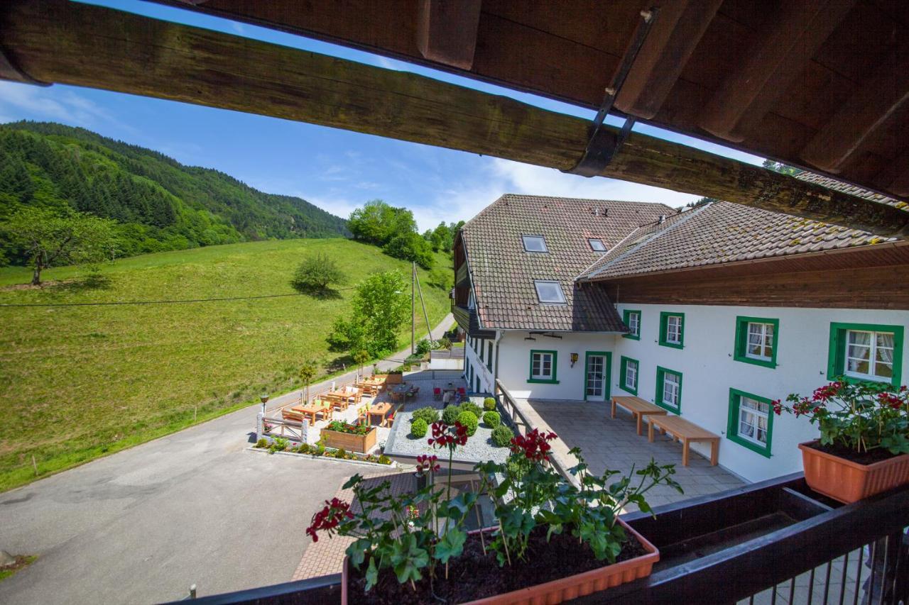 Landhaus Langeck Hotel Münstertal Exterior foto